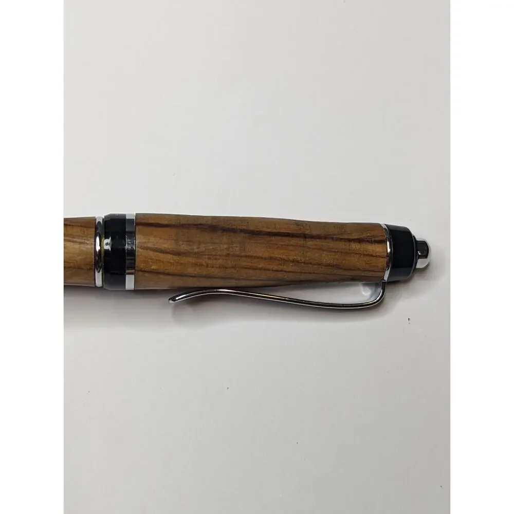 Graduate Twist Pen Silver Metal Finish Oak‎ Body Hand Turned Pen